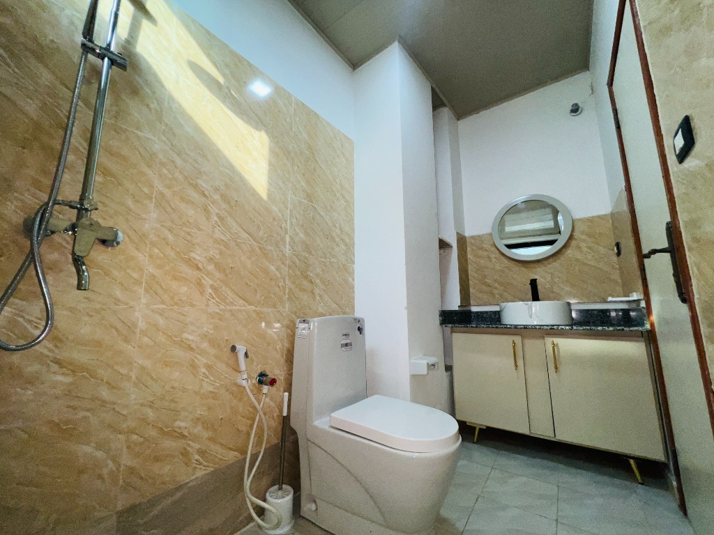 3 Bedroom Apartment II photo 9